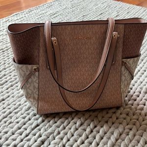 Michael Kors Tote Bag with matching wallet